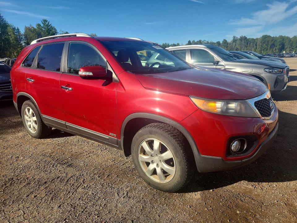 2011 Kia Sorento მანქანა იყიდება აუქციონზე, vin: 5XYKTCA10BG023218, აუქციონის ნომერი: 68394576