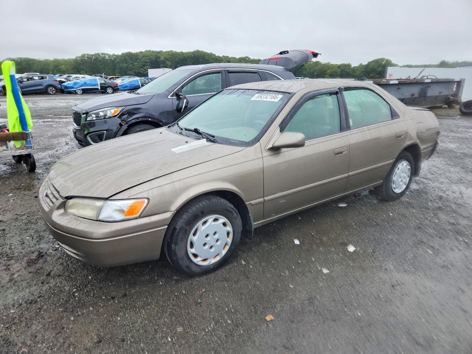 69232166 :رقم المزاد ، 4T1BG22K9XU583150 vin ، 1999 Toyota Camry مزاد بيع