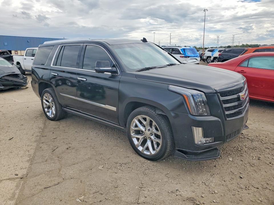 2018 Cadillac Escalade მანქანა იყიდება აუქციონზე, vin: 1GYS4DKJ8JR158815, აუქციონის ნომერი: 69250796
