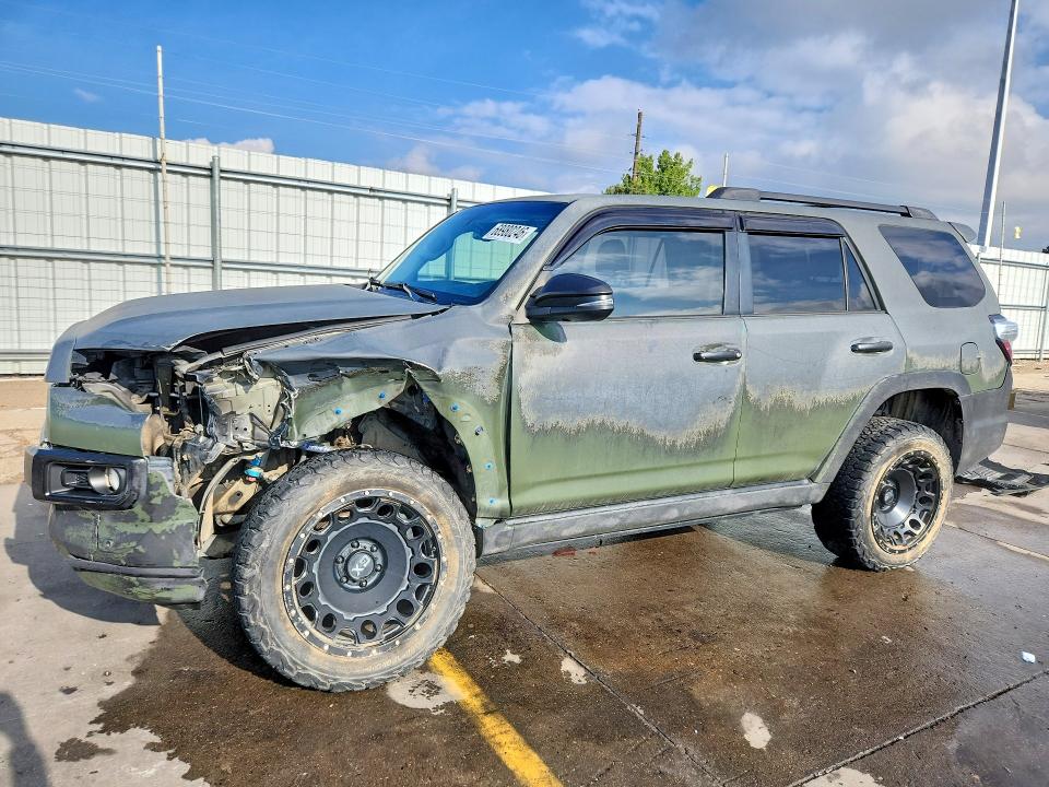 Продажа на аукционе авто 2018 Toyota 4runner, vin: JTEBU5JRXJ5518673, номер лота: 68980246