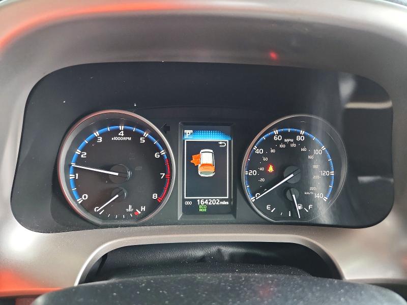 Продажа на аукционе авто 2017 Toyota Rav4, vin: JTMZFREV2HJ703118, номер лота: 68606956