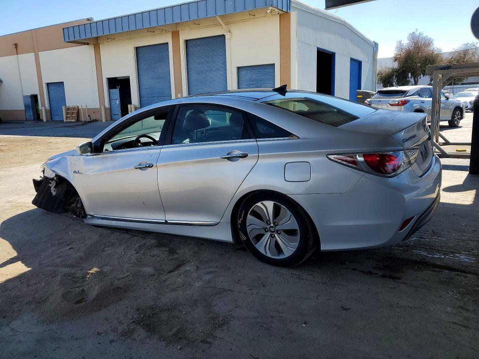 Продаж на аукціоні авто 2015 Hyundai Sonata Hybrid, vin: KMHEC4A4XFA123972, номер лоту: 70555356