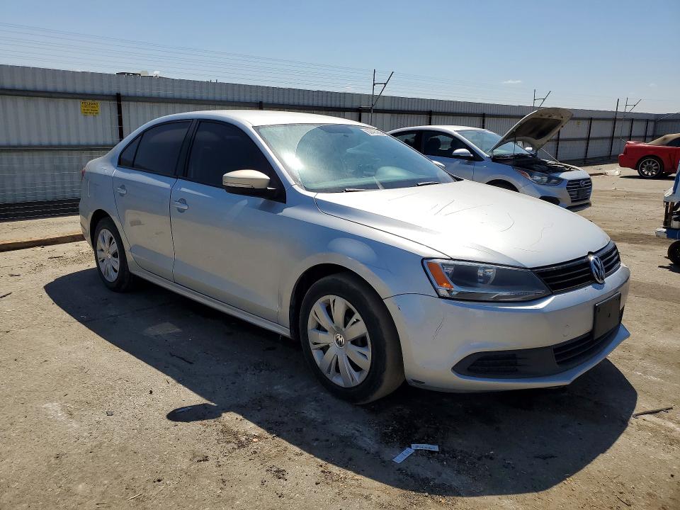 2014 Volkswagen Jetta მანქანა იყიდება აუქციონზე, vin: 3VWD17AJ5EM222761, აუქციონის ნომერი: 67474226