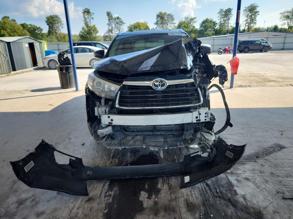66817056 :رقم المزاد ، 5TDDKRFH8FS100060 vin ، 2015 Toyota Highlander مزاد بيع