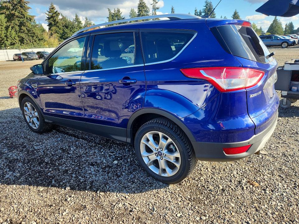 2014 Ford Escape მანქანა იყიდება აუქციონზე, vin: 1FMCU9JX8EUD47668, აუქციონის ნომერი: 69906416