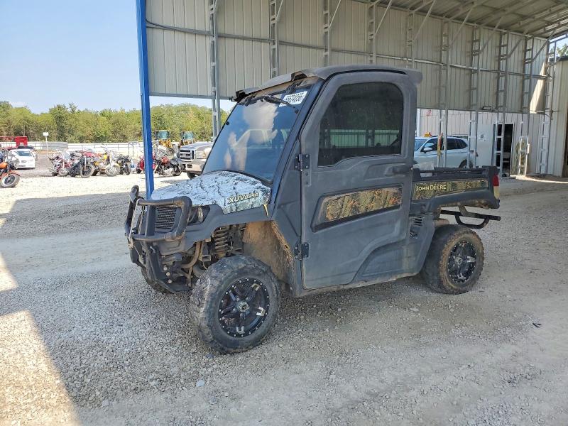 55624056 :رقم المزاد ، 1M0835RAEKM021912 vin ، 2019 John Deere Xuv835r مزاد بيع
