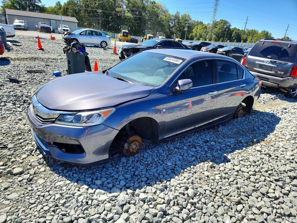 2017 Honda Accord მანქანა იყიდება აუქციონზე, vin: 1HGCR2F72HA095235, აუქციონის ნომერი: 69684486