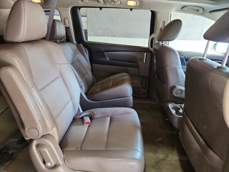 69137356 :رقم المزاد ، 5FNRL5H9XFB043589 vin ، 2015 Honda Odyssey مزاد بيع