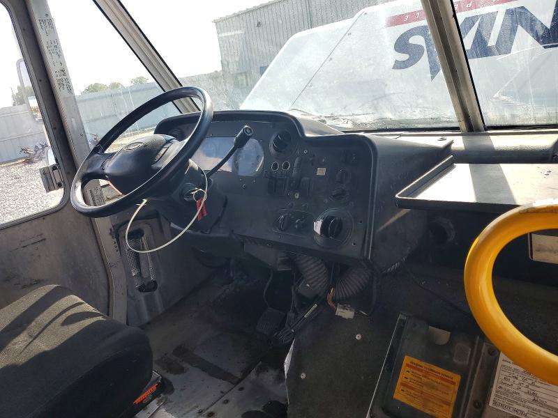 68573606 :رقم المزاد ، 1F65F5KY4G0A07535 vin ، 2016 Ford F59 مزاد بيع