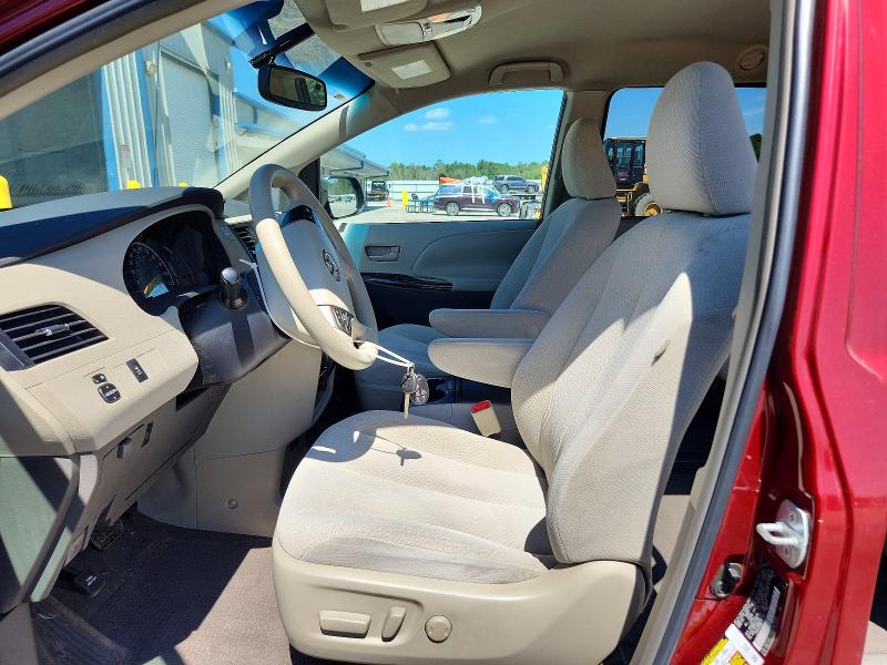 2011 Toyota Sienna მანქანა იყიდება აუქციონზე, vin: 5TDKK3DC6BS141048, აუქციონის ნომერი: 69032706