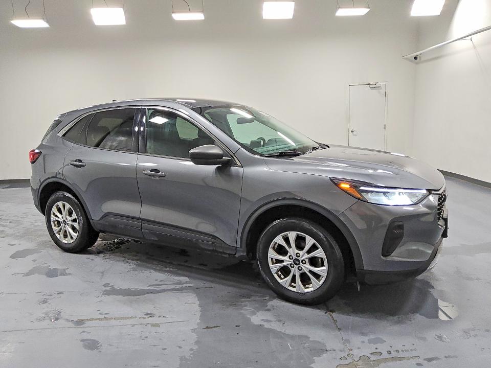 70298676 :رقم المزاد ، 1FMCU9GN9PUA34251 vin ، 2023 Ford Escape مزاد بيع