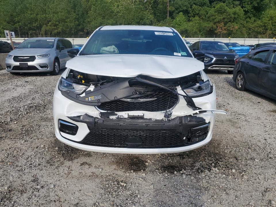 Auction sale of the 2026 Chrysler Pacifica, vin: 2C4RC1BG8TR239708, lot number: 69313406