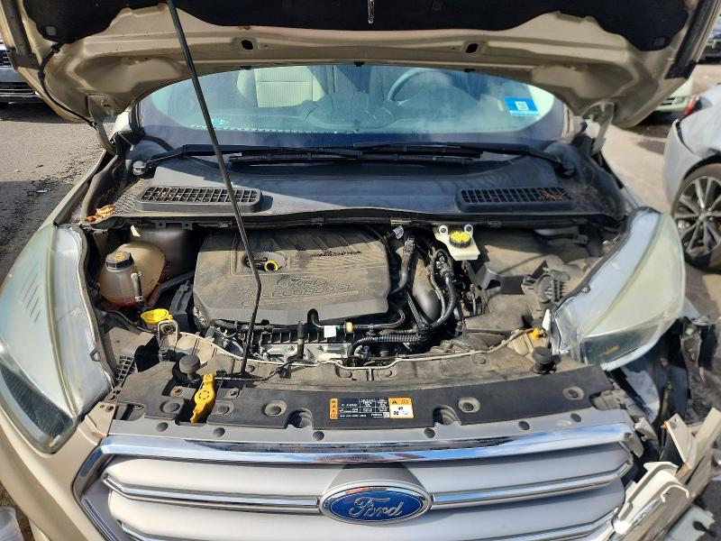 69032506 :رقم المزاد ، 1FMCU0GD6HUB35087 vin ، 2017 Ford Escape مزاد بيع