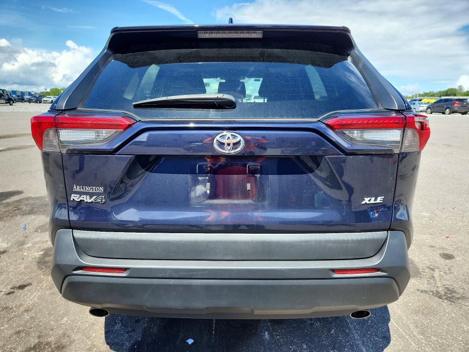 Auction sale of the 2021 Toyota Rav4, vin: 2T3W1RFV8MW172809, lot number: 67985066