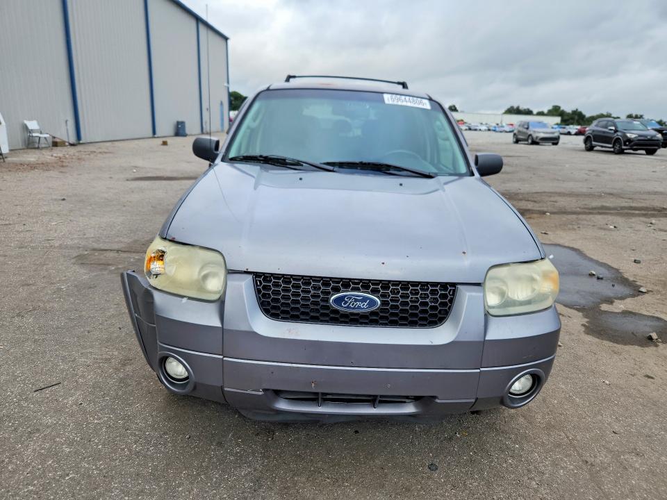 2007 Ford Escape მანქანა იყიდება აუქციონზე, vin: 1FMYU04147KB38256, აუქციონის ნომერი: 69644806