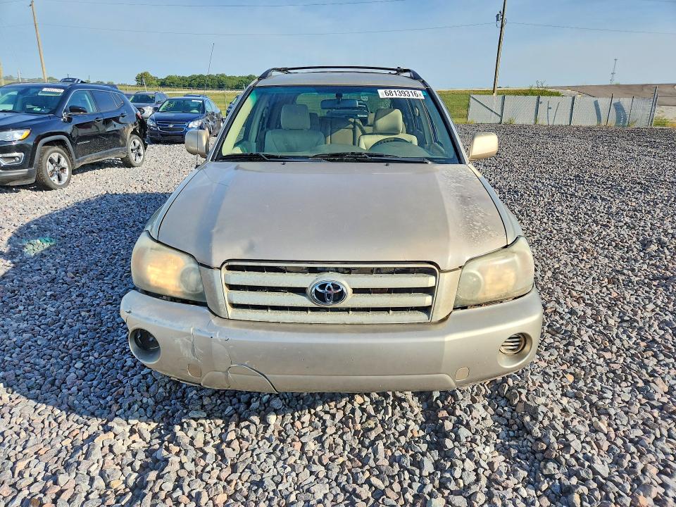 68139316 :رقم المزاد ، JTEGD21A840105411 vin ، 2004 Toyota Highlander مزاد بيع