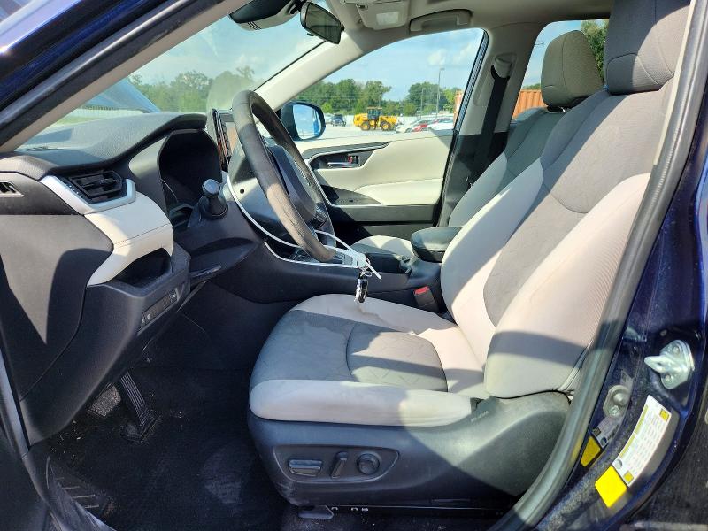 Auction sale of the 2022 Toyota Rav4, vin: 2T3W1RFV3NW187669, lot number: 70972486