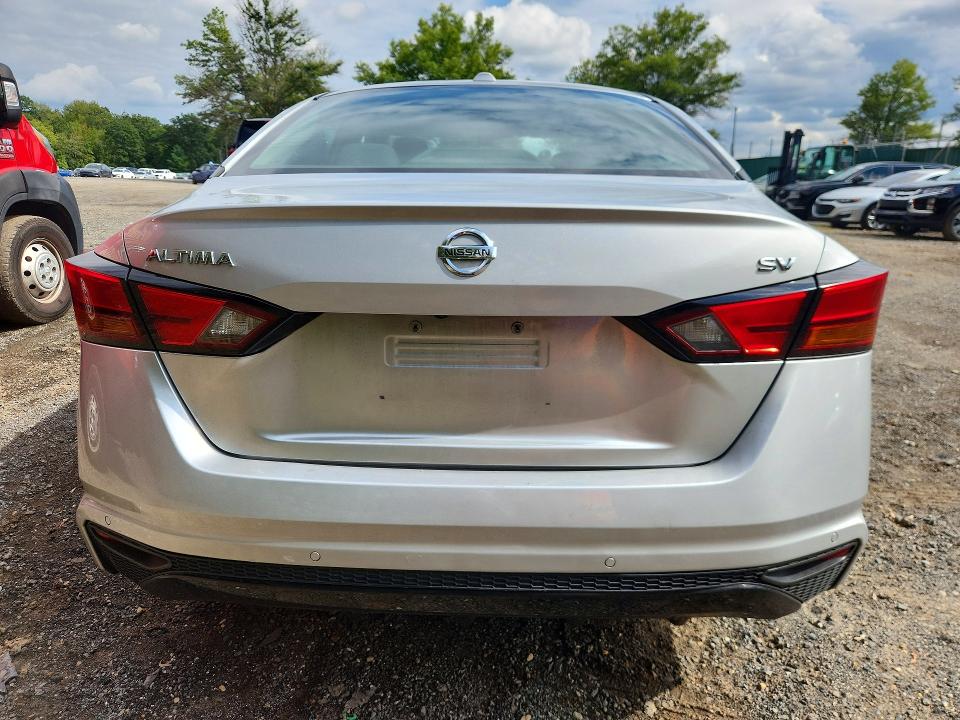 Продаж на аукціоні авто 2021 Nissan Altima, vin: 1N4BL4DV9MN415765, номер лоту: 69740566