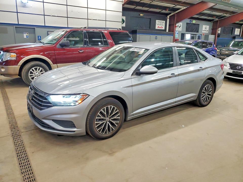 Продажа на аукционе авто 2021 Volkswagen Jetta, vin: 3VWC57BU0MM000197, номер лота: 68614066