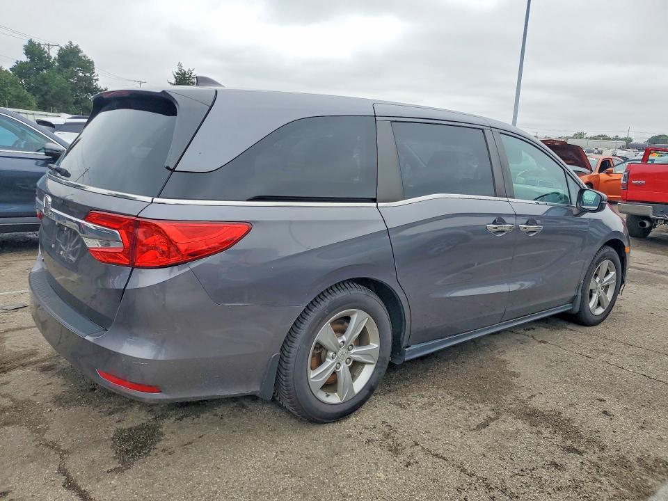 Продаж на аукціоні авто 2018 Honda Odyssey, vin: 5FNRL6H70JB073102, номер лоту: 69081386