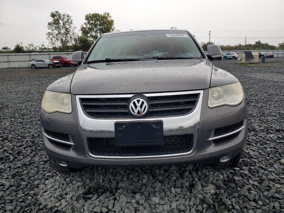 2009 Volkswagen Touareg 2 მანქანა იყიდება აუქციონზე, vin: WVGBE77LX9D017182, აუქციონის ნომერი: 70038656