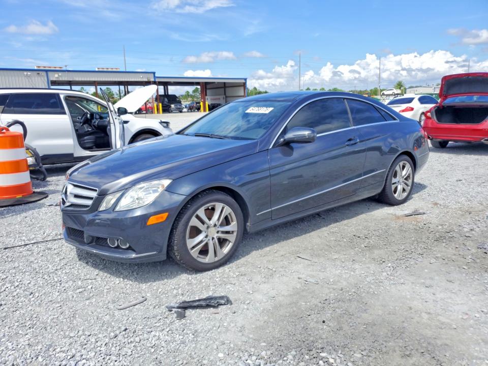 2010 Mercedes-benz E მანქანა იყიდება აუქციონზე, vin: WDDKJ5GB5AF005323, აუქციონის ნომერი: 64768176