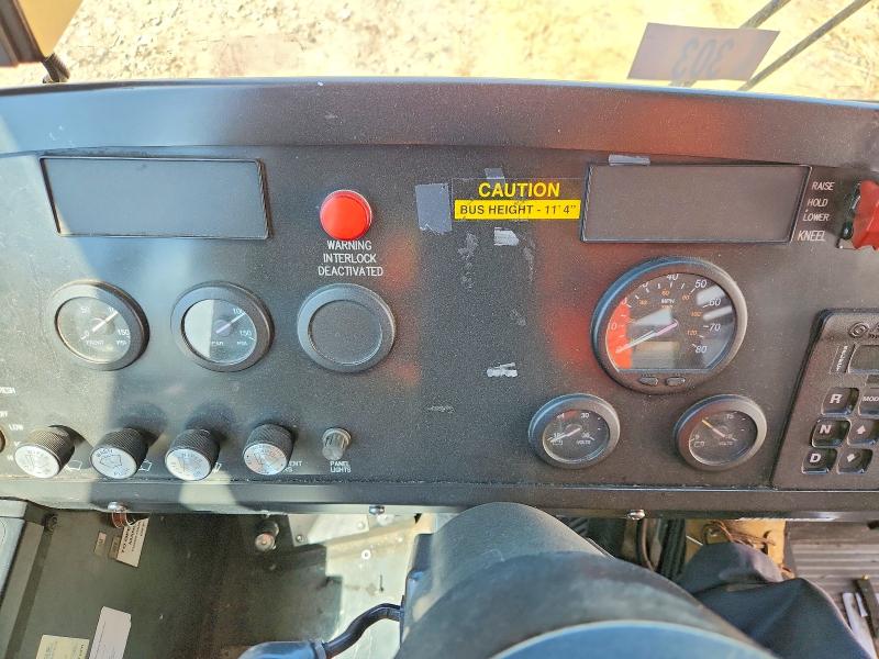 63622656 :رقم المزاد ، 5FYC4FB1XAC037079 vin ، 2010 New Flyer Low Floor مزاد بيع