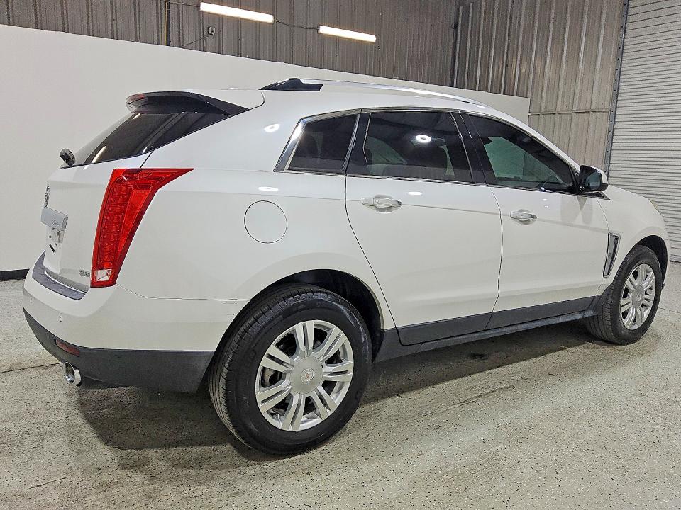 69009336 :رقم المزاد ، 3GYFNBE32FS620208 vin ، 2015 Cadillac Srx مزاد بيع