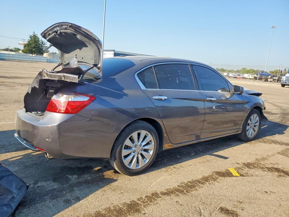 2015 Honda Accord მანქანა იყიდება აუქციონზე, vin: 1HGCR3F92FA034262, აუქციონის ნომერი: 67522296