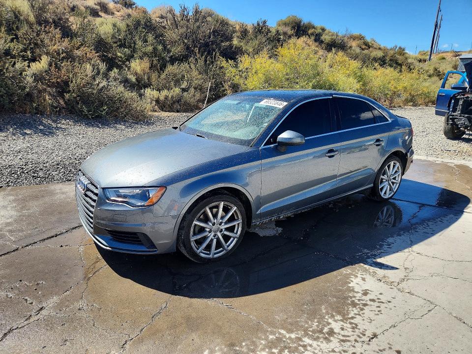 Продаж на аукціоні авто 2015 Audi A3, vin: WAUEFGFF7F1135615, номер лоту: 69323846