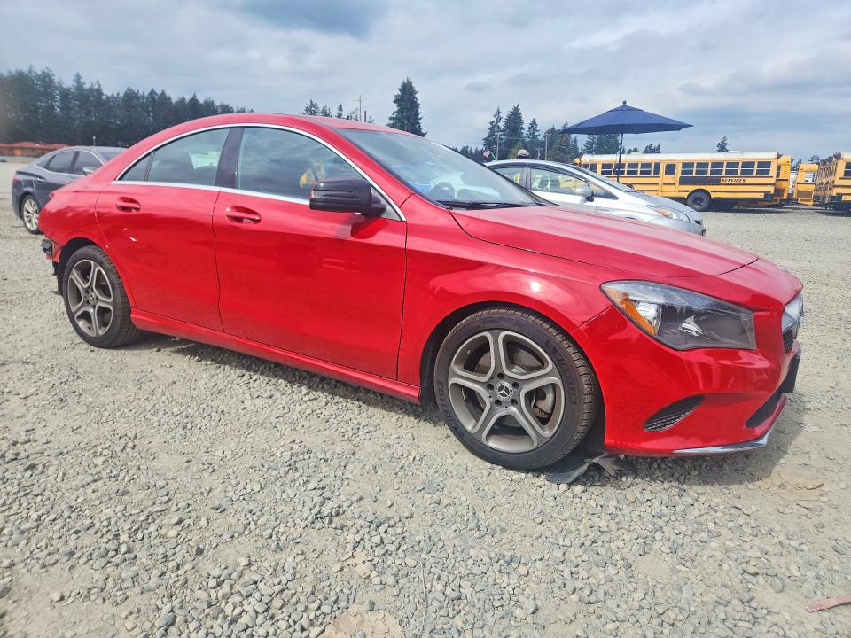 68161316 :رقم المزاد ، WDDSJ4GB4JN602902 vin ، 2018 Mercedes-benz Cla مزاد بيع