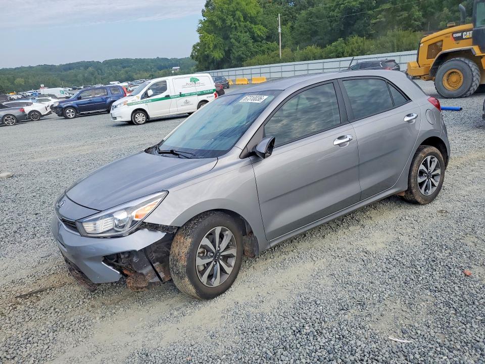 67310036 :رقم المزاد ، 3KPA25AD1ME388530 vin ، 2021 Kia Rio مزاد بيع