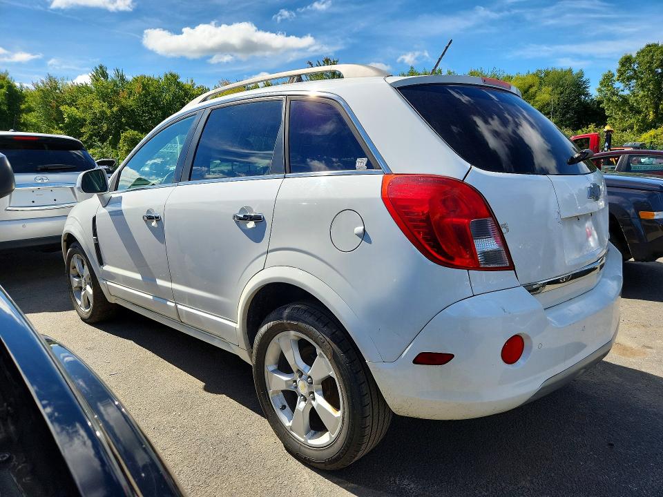 2014 Chevrolet Captiva მანქანა იყიდება აუქციონზე, vin: 3GNAL4EK9ES542427, აუქციონის ნომერი: 69947456