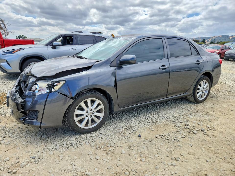 69590596 :رقم المزاد ، 1NXBU4EE7AZ247532 vin ، 2010 Toyota Corolla مزاد بيع