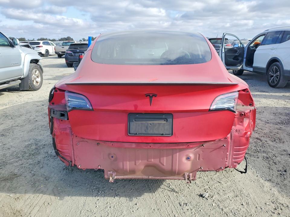 67156346 :رقم المزاد ، 5YJ3E1EC2LF641809 vin ، 2020 Tesla Model 3 مزاد بيع