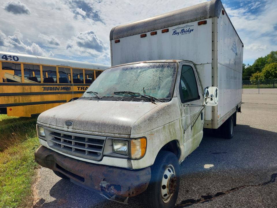 2001 Ford Econoline მანქანა იყიდება აუქციონზე, vin: 1FDWE35L61HA62663, აუქციონის ნომერი: 66190186