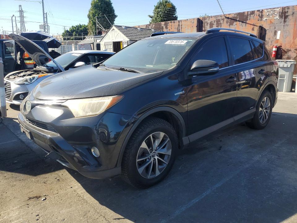 Продажа на аукционе авто 2017 Toyota Rav4 Hybrid, vin: JTMRJREV3HD147687, номер лота: 70670376