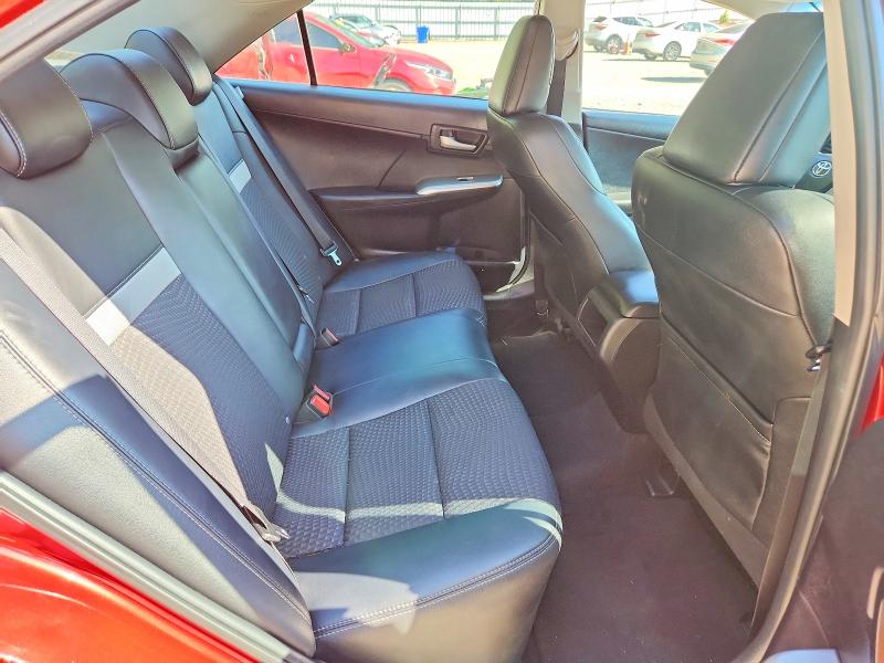 68001196 :رقم المزاد ، 4T1BF1FK5CU562801 vin ، 2012 Toyota Camry مزاد بيع