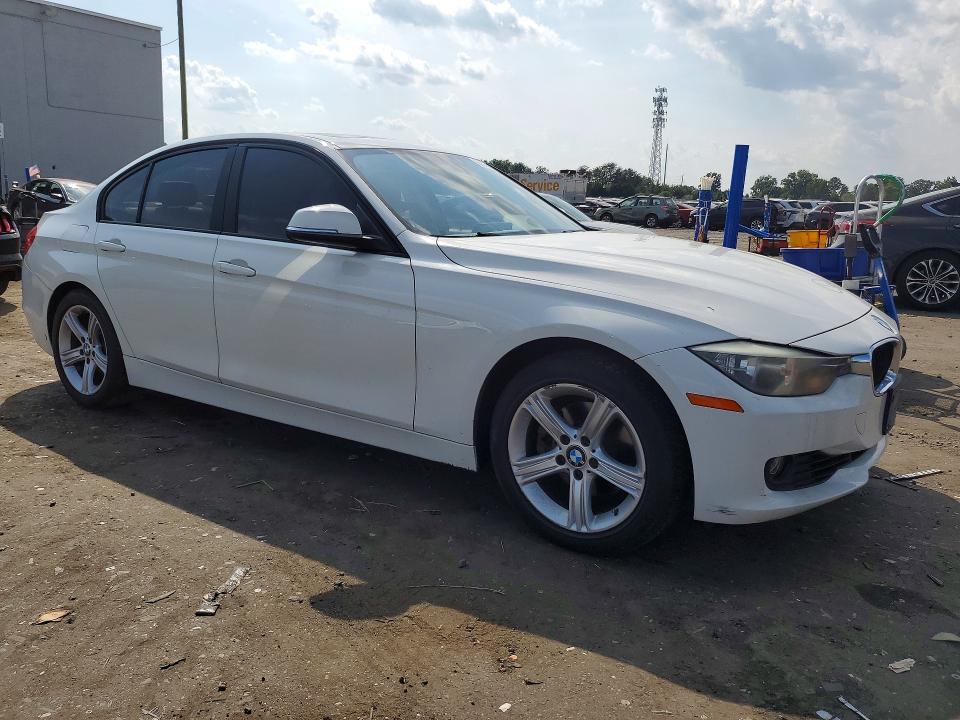 66212526 :رقم المزاد ، WBA3A5C56DF602240 vin ، 2013 Bmw 328 مزاد بيع