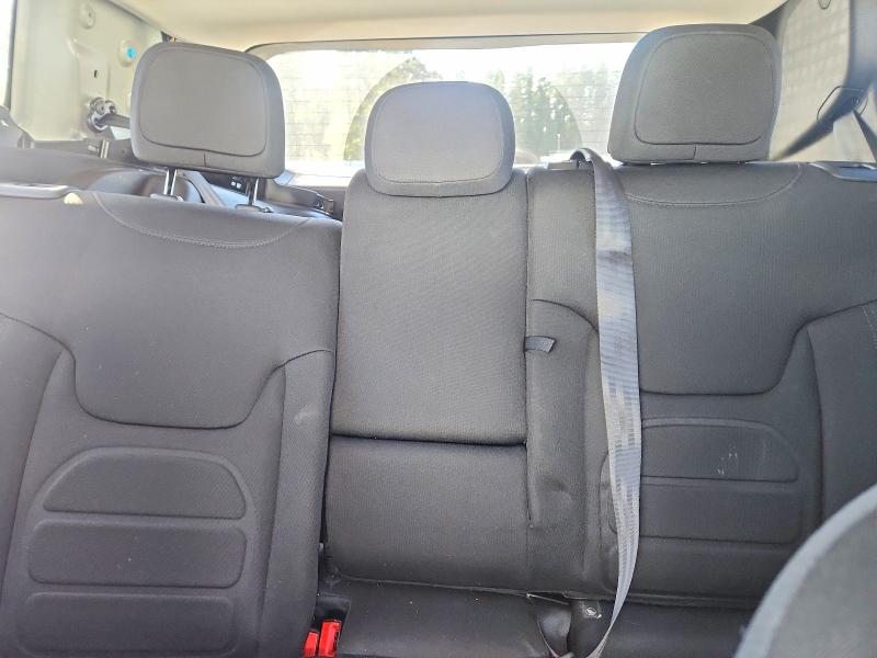 70642766 :رقم المزاد ، ZACNJDB15NPN78903 vin ، 2022 Jeep Renegade مزاد بيع