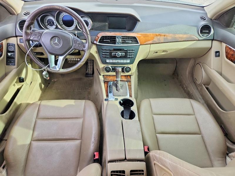Продажа на аукционе авто 2012 Mercedes-benz C, vin: WDDGF8BB1CR239525        , номер лота: 68710096