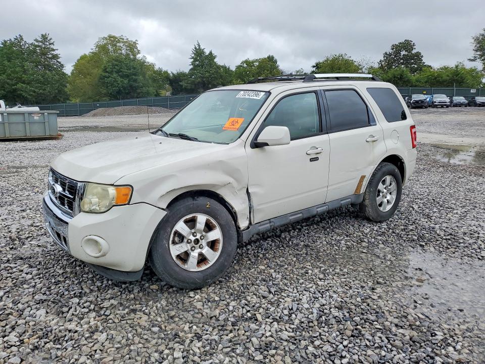 70242396 :رقم المزاد ، 1FMCU9EG5BKA47443 vin ، 2011 Ford Escape مزاد بيع