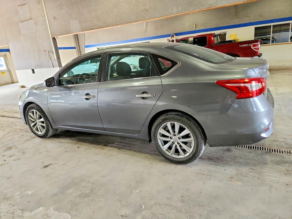 69730246 :رقم المزاد ، 3N1AB7AP3JY250989 vin ، 2018 Nissan Sentra مزاد بيع