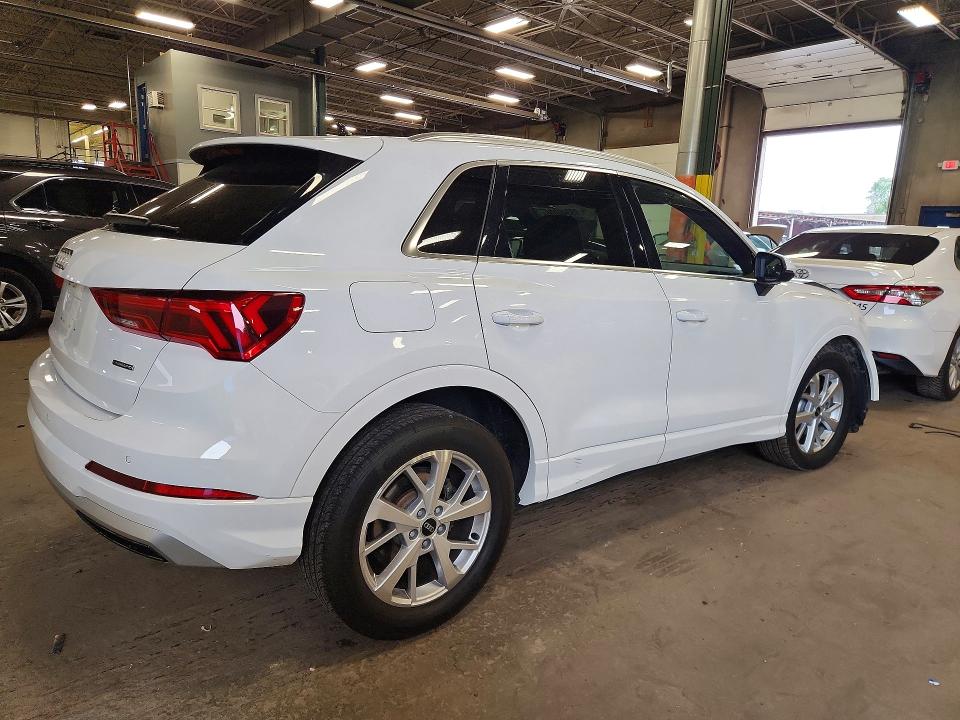 69340096 :رقم المزاد ، WA1AUCF35P1139759 vin ، 2023 Audi Q3 مزاد بيع