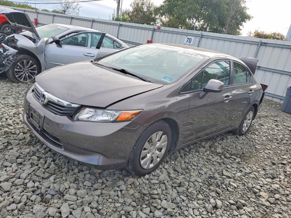 70284816 :رقم المزاد ، 19XFB2F56CE379973 vin ، 2012 Honda Civic مزاد بيع