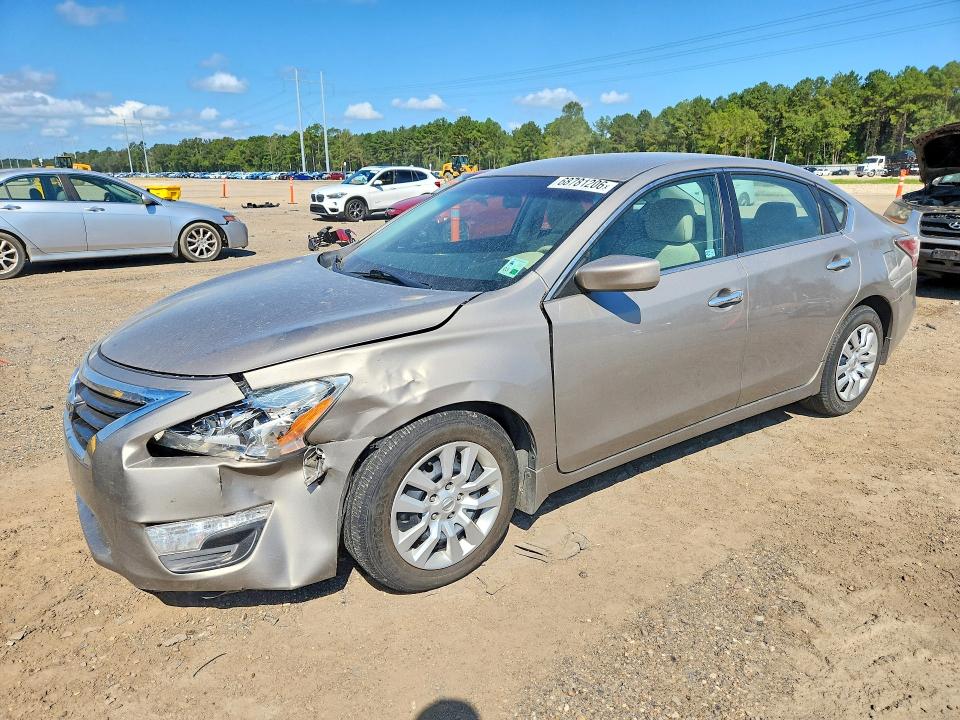 Продаж на аукціоні авто 2015 Nissan Altima, vin: 1N4AL3APXFN400500, номер лоту: 68781206