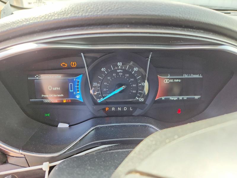68400466 :رقم المزاد ، 3FA6P0LU2HR325822 vin ، 2017 Ford Fusion مزاد بيع