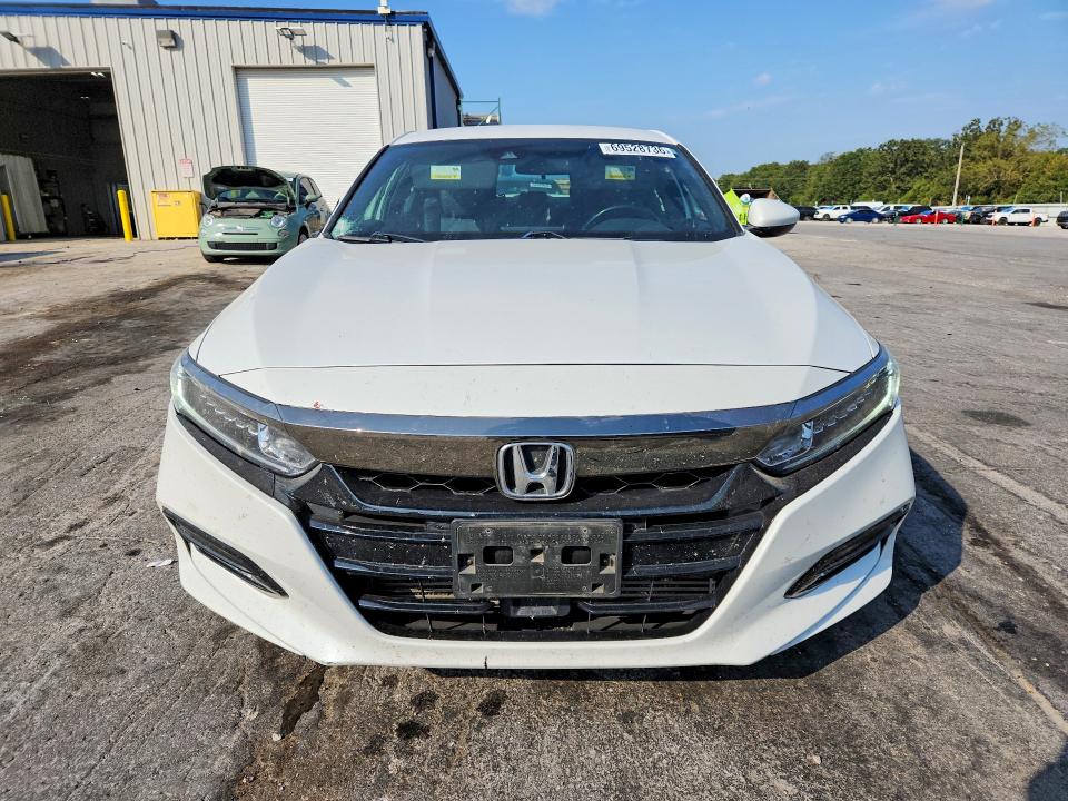 Aukcja sprzedaży 2018 Honda Accord, vin: 1HGCV1F38JA266000, numer aukcji: 69528736
