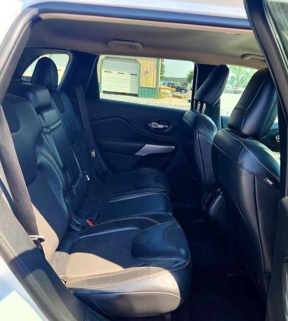 67849546 :رقم المزاد ، 1C4PJLLX2JD525089 vin ، 2018 Jeep Cherokee مزاد بيع