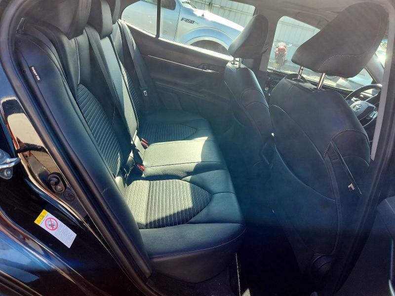 Продаж на аукціоні авто 2018 Toyota Camry, vin: 4T1B11HKXJU532881, номер лоту: 67854426